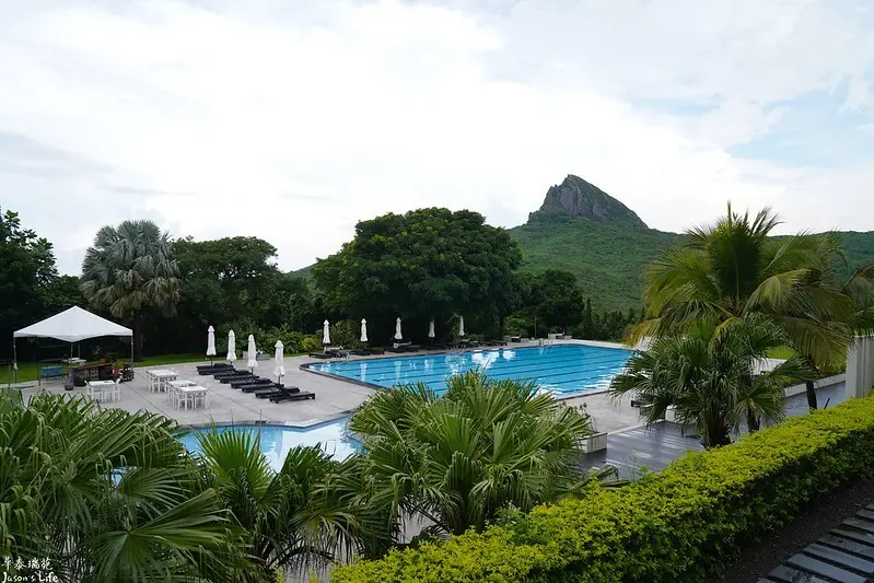 【屏東恆春｜住宿】華泰瑞苑GLORIA MANOR。眺望大尖山游泳池，五星級服務，最適合渡假放鬆