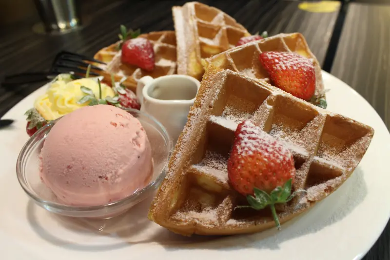 台北/【小心鯊魚出沒!!!】鯊魚咬土司/撫順店