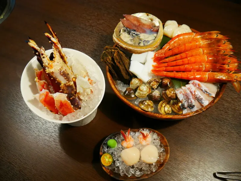 【Angelas日嚐】台北超人氣帝王蟹吃到飽，保留食材原味的鱈場蟹吃到飽，大啖海鮮大口吃肉，阿根廷天使紅蝦吃到飽，捷運中山站【品火鍋－台北帝王蟹火鍋吃到飽】
