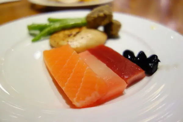 蓮香齋+素食吃到飽+高檔+包場+有氣氛+南京東路+台北美食+乳酪起司+貝殼麵+涼麵+大阪燒+擔仔麵+盆栽甜點+傳統料理+聚會+巧克力鍋