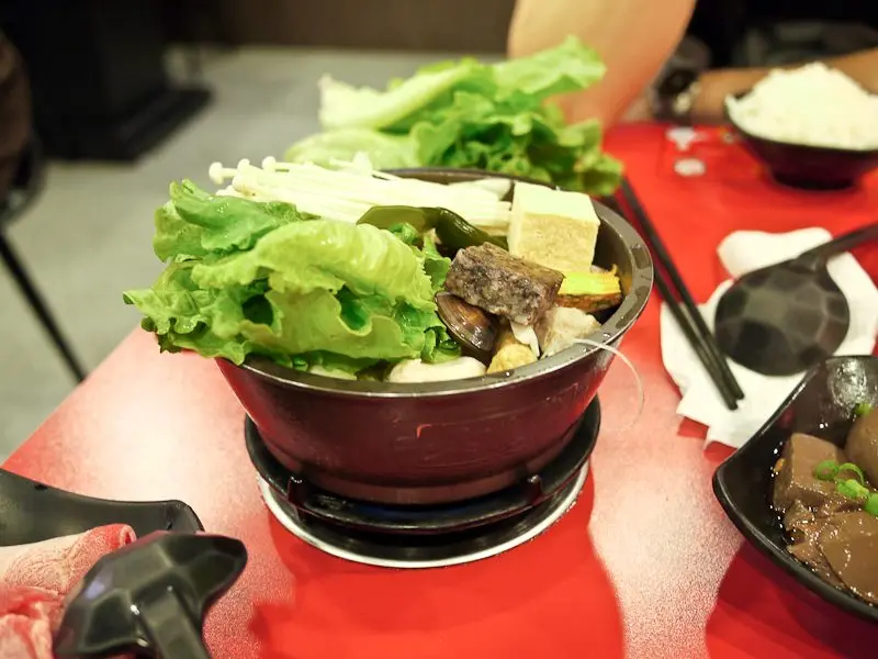 老先覺麻辣窯燒鍋(忠孝店)