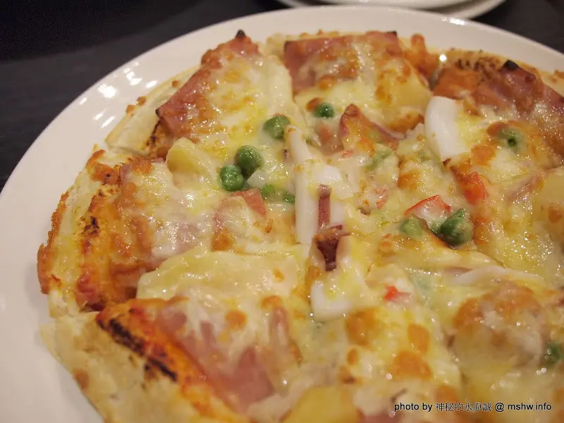 建議菜單是披薩跟烤雞 ~ 新竹竹北