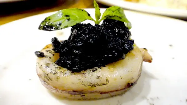 【台北東區】創意美式料理The Chips！開胃菜炸黑魚大贏！