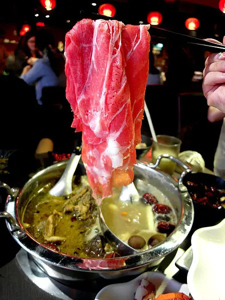 【台北東區】CP值超高海鮮超威之蒙古紅蒙古火鍋．麻辣鍋！近國父紀念館站！(邀約)