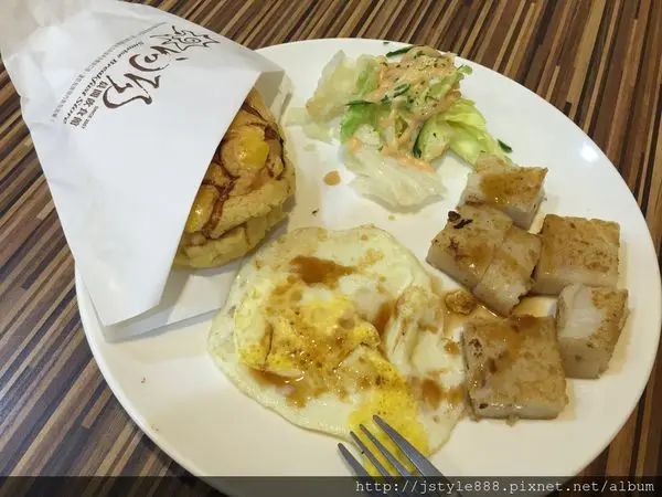 {板橋❤早餐}好食早餐<<向陽晨間飲食館>>難以抵擋冰火菠蘿油