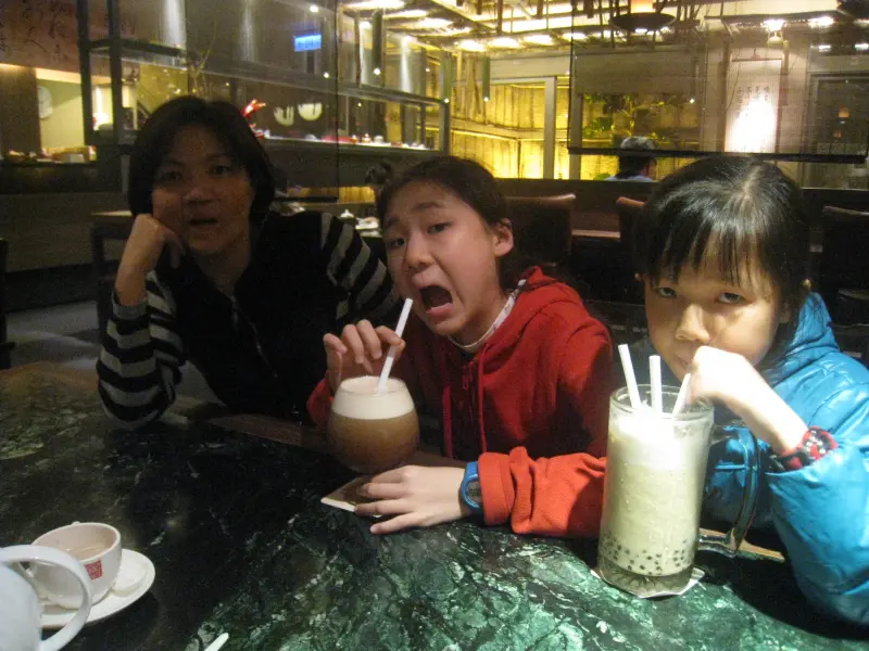 春水堂的珍珠奶茶/滷味/茶品值得回味