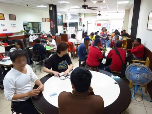 【桃園美食】一畝田拉麵水餃-CP值爆表酸菜白肉鍋