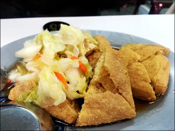 【板橋小籠包】南雅夜市人氣王～純手工小籠包和不一樣的臭豆腐