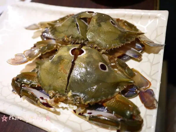 【食記：捷運美食】忠孝復興站。天涼就是要吃鍋。 火龍島極品火鍋吃到飽。種類超豐富 大大滿足