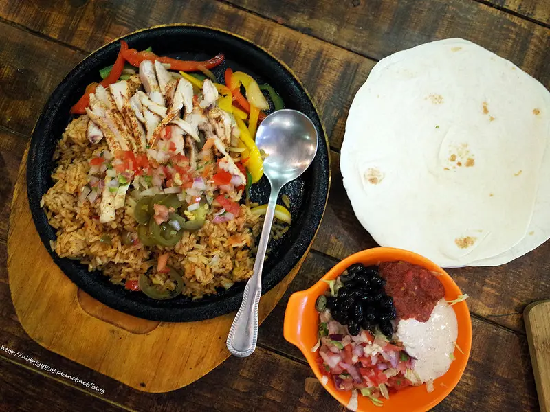 【桃園．中壢】Davids Diner 大衛美墨料理-熱情奔放的美式墨西哥料理／中壢中原美食推薦