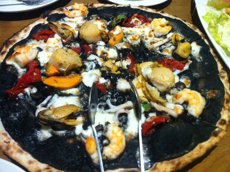 
餅皮香又好吃的 Pizzeria Oggi - 台北 松山
