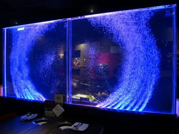 1011231[禮官三小愛台灣]好吃又浪漫的水舞牆在Aqua Pica火鍋創意料理