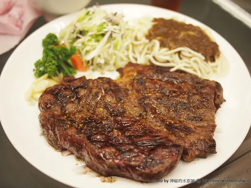 超滿足的18盎司才夠份量! ~ 台中西區