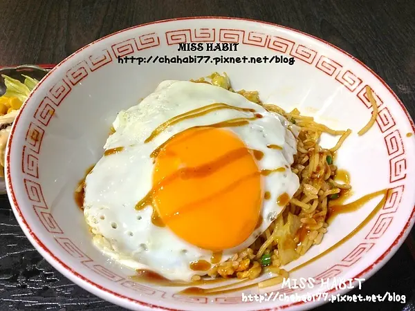 【國父紀念館美食】親子同樂好所在 DIY冰淇淋好好玩 。熱烈一番亭（光復店）