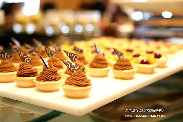 『食記』台北市．中山區．中山捷運站．大倉久和大飯店(歐風自助餐廳)