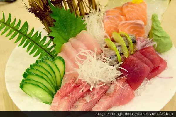 花花，甲飽沒【台北食記】內湖 魚霸現撈海鮮 自家漁船直送尚青海味