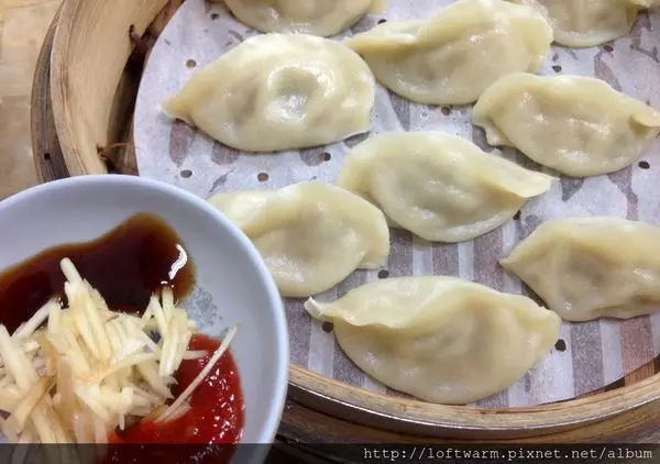 [新竹清大夜市] 日荃蒸餃