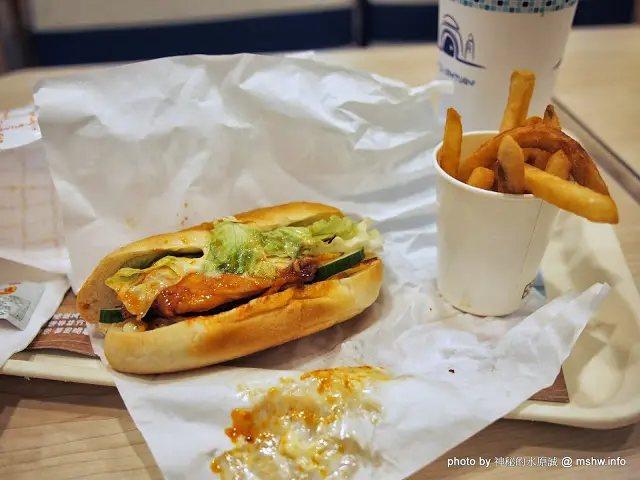 【食記】創新果然不是那麼簡單, 新口味的拿脆滋烤雞堡! ~ 台中北區-『21世紀風味館』-台中中友店