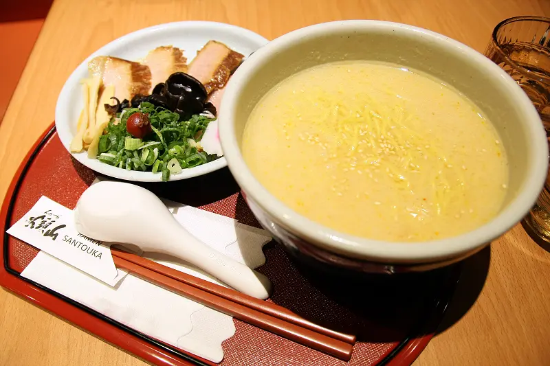 ［大安區］：超軟嫩豬頰肉☆山頭火拉麵