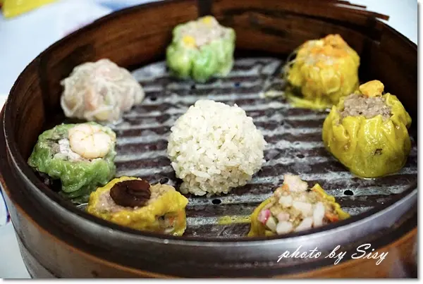 南投埔里點心王~非吃不可的平價美味港點~小籠湯包 綜合燒賣 招牌蒸餃 楊枝甘露