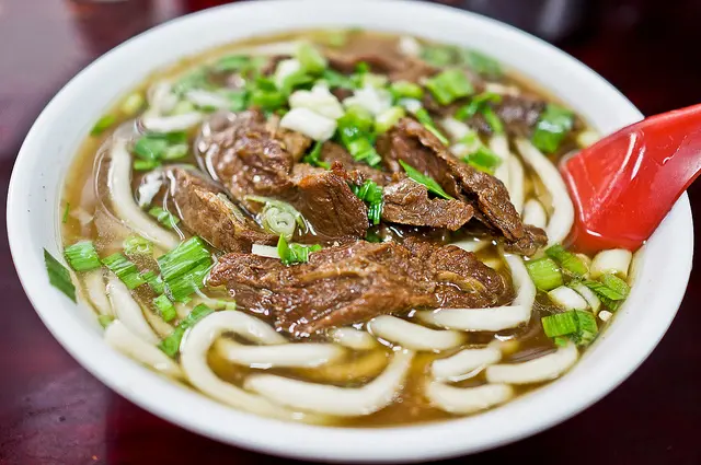 台北 開封街 劉山東牛肉麵