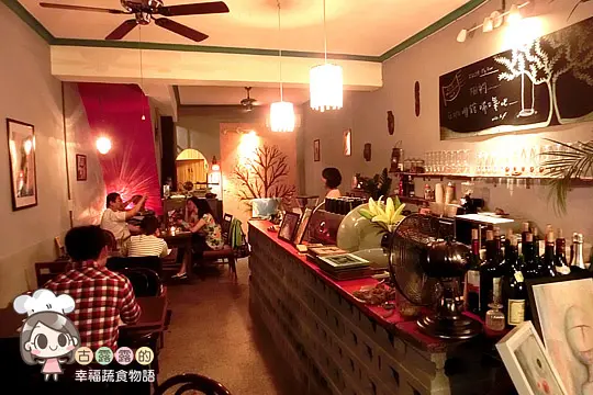 【台北食記】老屋新貌「喘口氣cafe」．貓咪 咖啡 三明治