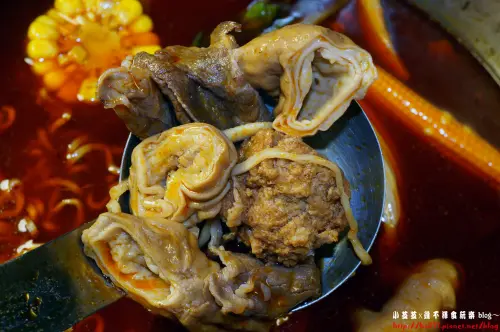 【台北美食】松江南京 滿堂紅麻辣火鍋 外帶禮盒 回家開鍋 免跟大家排隊囉 現切肉品 