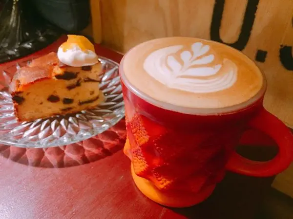 捷運忠孝新生站✿Debut Café 德佈咖啡－台北店✿喝的到復古韻味的好咖啡～久坐推薦 !