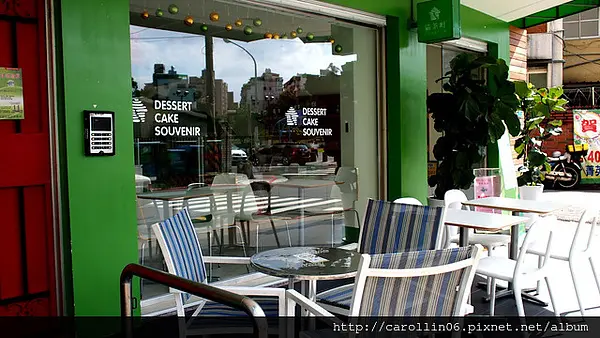 【食記】《貓茶町》文山區特色茶甜點                
      