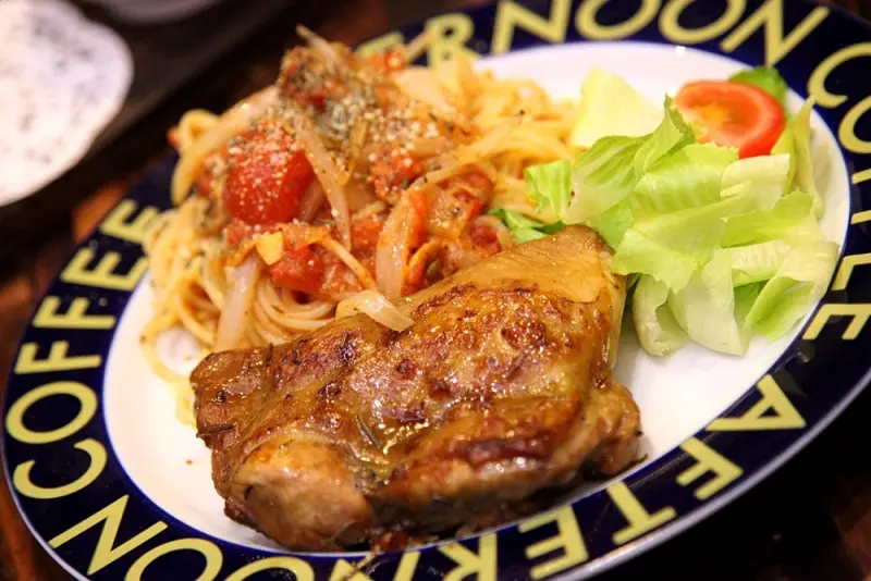 【台南-中西區-食記】芯芯要去【福米cafe】~隱藏版甜點咖啡館全新餐點登場!千層蛋糕/義大利麵/咖啡