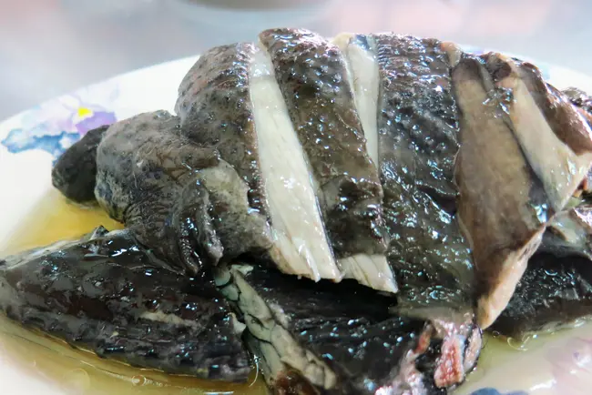 【宜蘭冬山美食】黑雞發担担麵、烏骨雞