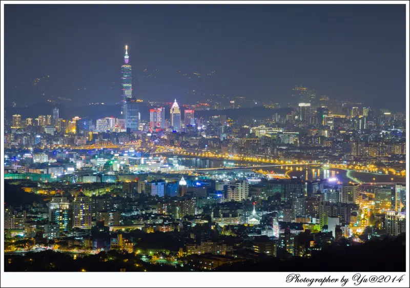 [攝影]【文湖線內湖站】內湖碧山巖~白石湖吊橋。賞夕陽~夜景~遊憩好所在