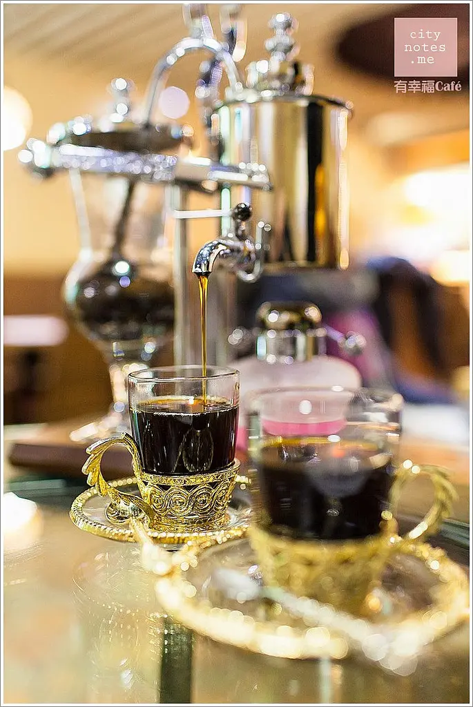 士林●有幸福Café─皇家比利時壺咖啡與蜜糖吐司‧巷子裡的小確幸