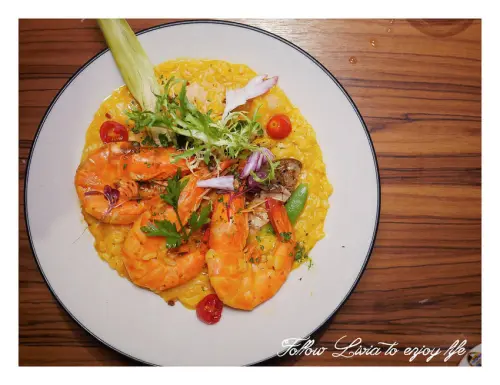 美食餐廳║新北蘆洲區 捷運蘆洲站 石窯屋 新北手作窯烤Pizza推薦 道地好吃價格又親民 餐廳人氣超夯 ❤跟著Livia享受人生❤