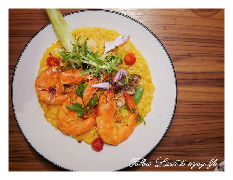 美食餐廳║新北蘆洲區 捷運蘆洲站 石窯屋 新北手作窯烤Pizza推薦 道地好吃價格又親民 餐廳人氣超夯 ❤跟著Livia享受人生❤