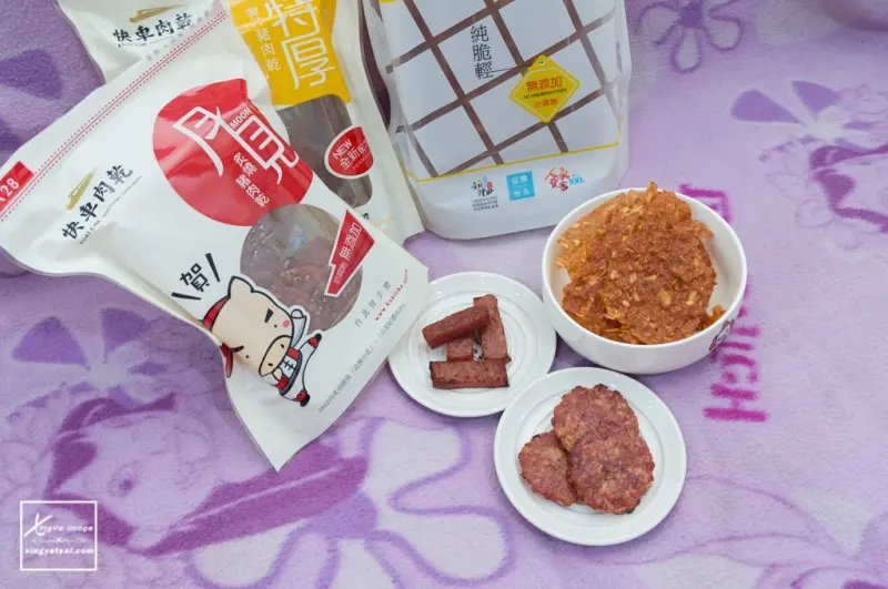 宅配│高人氣【快車肉乾】年節伴手禮必備/杏仁香脆肉紙/招牌特厚蜜汁肉乾/月見炙燒豬肉乾