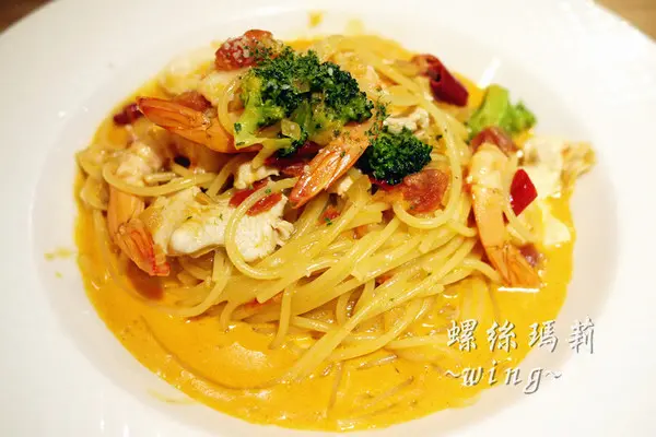 傳說中的粉紅醬現身。【螺絲瑪莉Rose Mary】好好吃人氣義麵        
      