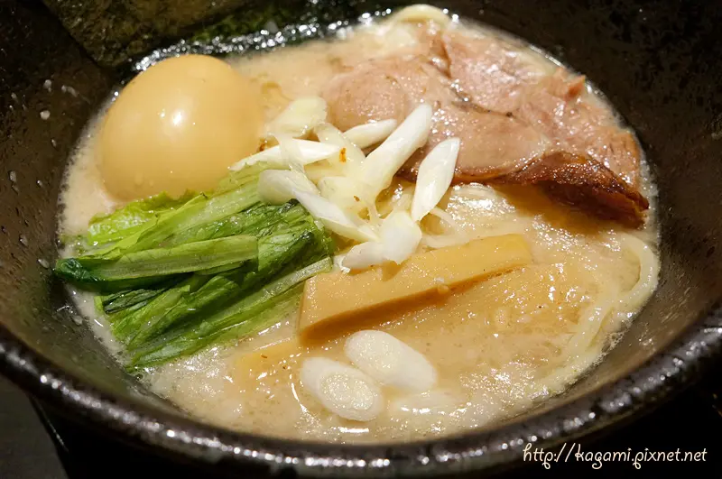 台北東區：屋台らーめん鷹流 鷹流拉麵　台湾台北店