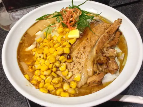 東京高田馬場鷹流拉麵 - 濃厚稱第二無人敢稱第一