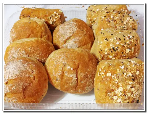 【宅配/網購】「雅瑟琳娜Aceline」純手作歐式軟餐包佐乳酪醬