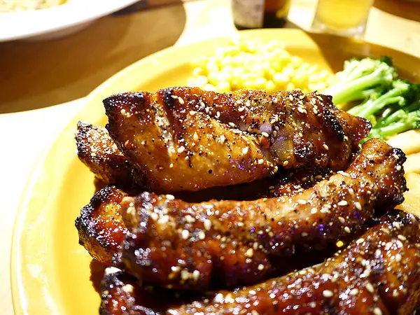 【食記】台北*東區。Route66美式餐廳*比利時百香果啤酒超好喝