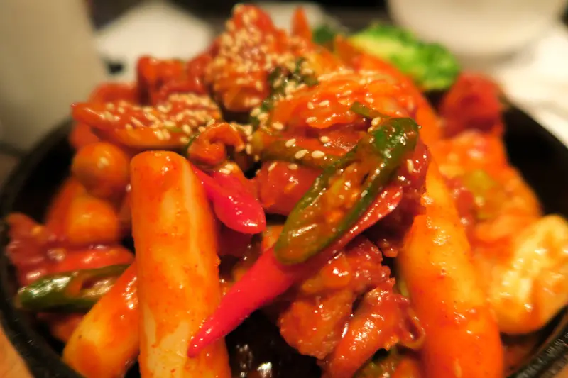 <桃園>涓豆腐-韓國第一大連鎖嫩豆腐煲2人套餐吃超飽!乾+濕雙吃法讓你飽到天靈蓋!