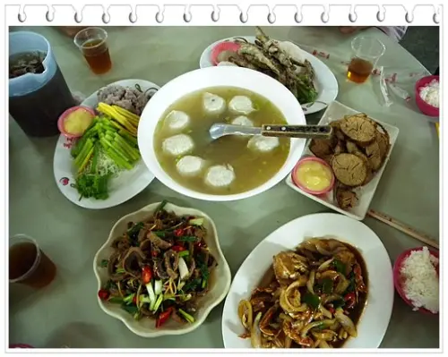 來高雄不可錯過的超平價海產店 萬二海產