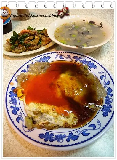 三姐妹蚵仔煎 好熱鬧的鹿港街道