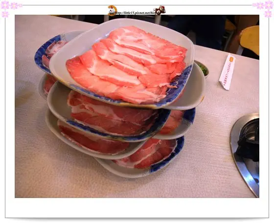 小蜜蜂吃到飽 韓式烤肉 日式壽喜燒 中式火鍋