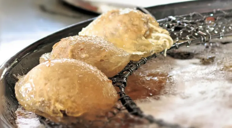 飄香32年的一雙手：藏身巷弄ＣＮＮ旅遊網推薦【南機場彰化肉圓】