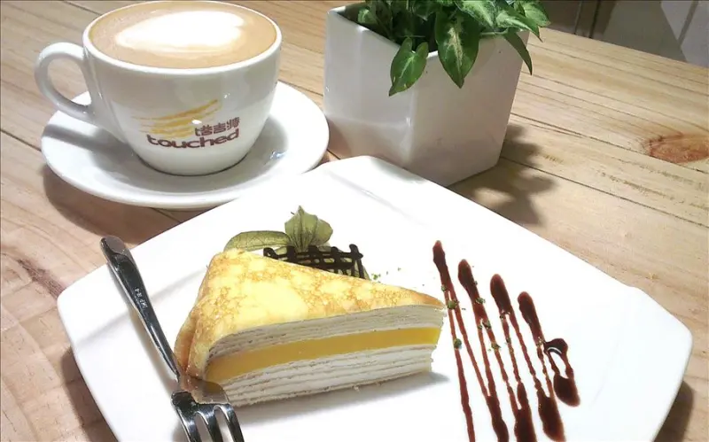 【塔吉特信義人文館】每區座位都有各自風格，很適合悠閒看本書的空間