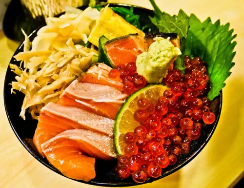 台北 捷運行天宮站 小六食堂 N+7訪 很多丼