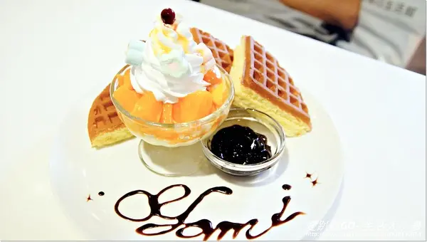【食記/台北市】夏天就是要吃芒果鬆餅♪♪Oyami cafe♪♪