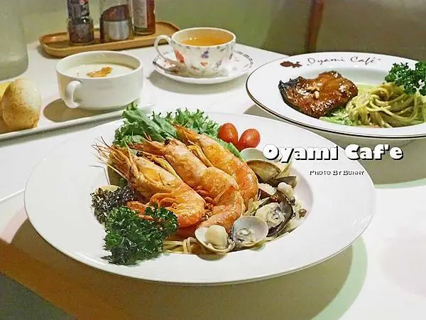 【台北美食】Oyami cafe 西門町餐廳 / 義式料理新上市 天使紅蝦豪華套餐 / 夢幻調酒 / 下午茶餐廳約會首選